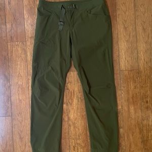 Arc’teryx Lefroy pants, Green size 34
